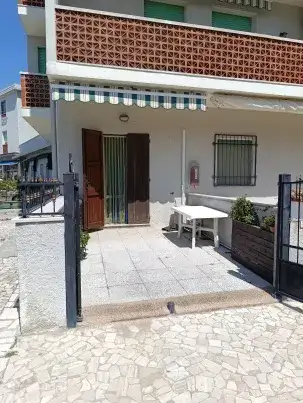 Appartamento a piano terra con cortile uso esclusivo